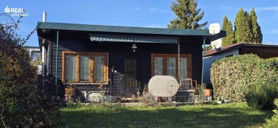 idyllischer Badebungalow auf Eigengrund mit direktem Wasserzugang