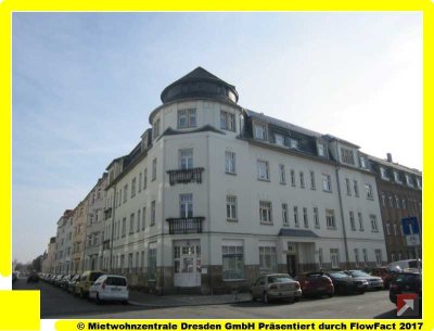 Perfekt für Wohngemeinschaft !!! Schöne große 2-Raumwohnung in guter Lage !!!