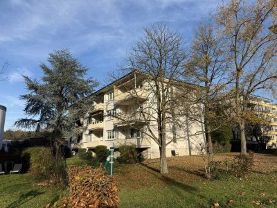 Helle 3,5-Zimmer-Wohnung mit zwei Balkonen  in Neu-Isenburg-Gravenbruch