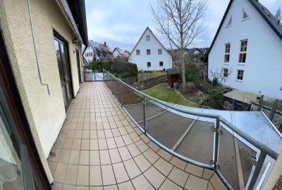 5-Zimmer-Wohnung im 1.OG mit eigenem Garten