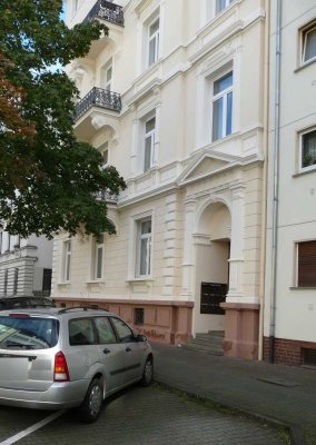 Zentral im Westend gelegene 2-Zimmer-Wohnung (Grüneburgpark / Palmengarten / Universität)