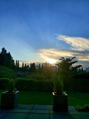 Vollständig renovierte 3-Zimmer-Terrassenwohnung mit Balkon und EBK in Mönchengladbach