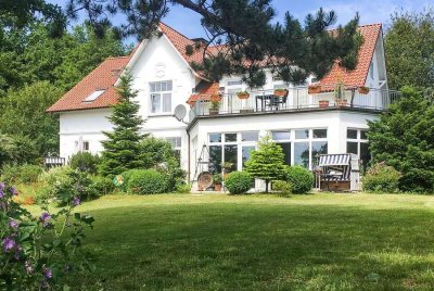Lage, Lage, Lage! Stilvolle Bädervilla mit 6 Wohneinheiten in erster Reihe, direkt am Ostseestrand!