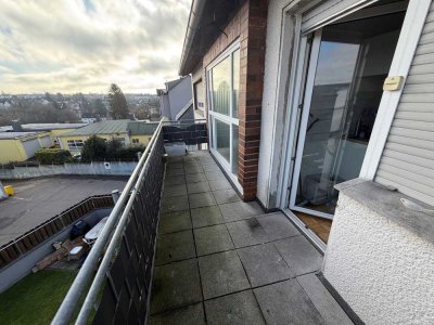 Gut geschnittene Dreizimmerwohnung mit Balkon