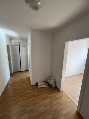 1 Zimmer - Wohnung sucht netten Nachmieter
