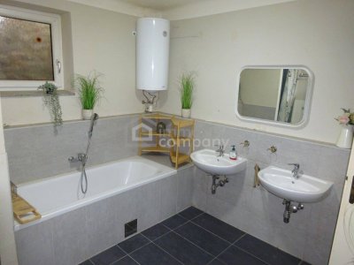 Neuer Preis!!! Charmantes Haus mit Potenzial in Ulrichskirchen- absolute Wien Nähe!!! 3 Zimmer, Garten, Terrasse – Ihr neues Zuhause!