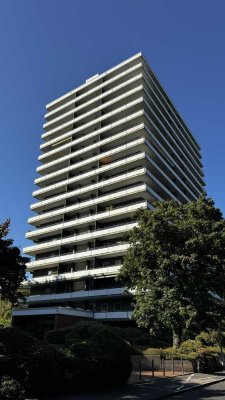 --RODENKIRCHEN--Rheinblick - attraktive 3-4 Zi. Wohnung mit großem Balkon und einem Stellplatz