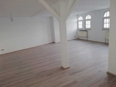 Besonders schön geschnittene und große 3,5 Zimmerwohnung