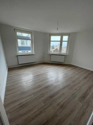 Helle 3-Zimmer-Wohnung! Erstbezug nach Sanierung – Bezugsfrei zum 15.06.2026!