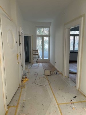 Schöne großzügige modernisierte 3 Zimmerwohnung