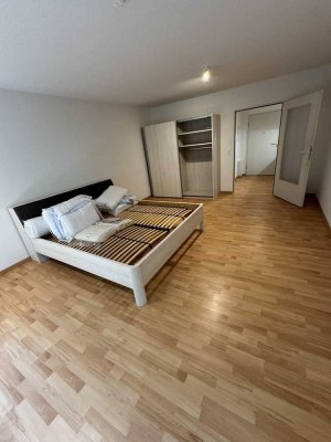 ...ab sofort.....1-ZiKB  Wohnung  (36,01m²)  im 2.OG,      Garage möglich!