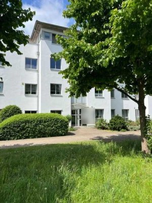 Charmante Erdgeschosswohnung mit Terrasse und Tiefgarage - Ihr neues Zuhause in Norderstedt