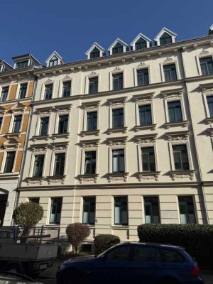 4 Raum Wohnung mit Balkon und Stellplatz - bezugsfrei