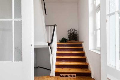 Maisonette-Wohnung mit Garage