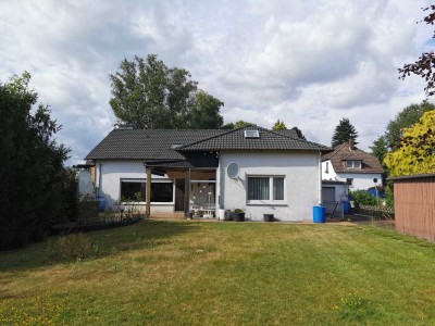 Viel Raum zum Leben: Einfamilienhaus mit großem Garten und Terrasse in Holzminden