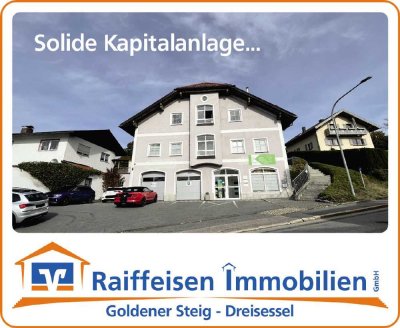 Solides Wohn- und Geschäftshaus in Neureichenau