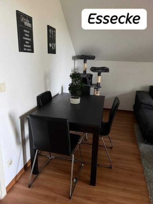 Kapitalanleger aufgepasst! 2-Zimmer-Dachgeschosswohnung mit Balkon in Langenmosen zu verkaufen!
