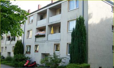 So schön im Erdgeschoss - gemütlliche 3-Zimmerwohnung mit Balkon  in MG-Bonnenbroich