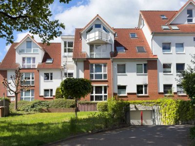 Geräumige und individuelle
2-Zimmer-Wohnung
in Endetage