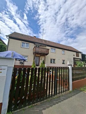 Platz für Generationen – Zwei Wohnungen im charmanten Altbau
