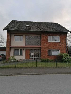Ansprechende Erdgeschoss-Wohnung mit Garage, Garten u. 54m² im UG in Haltern-Lippramsdorf