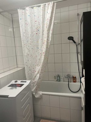 Gepflegte 2-Zimmer-Wohnung im 1. OG in Karlsruhe