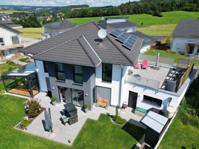 Naturnah und nachhaltig Leben, hochwertige Stadtvilla in Miehlen