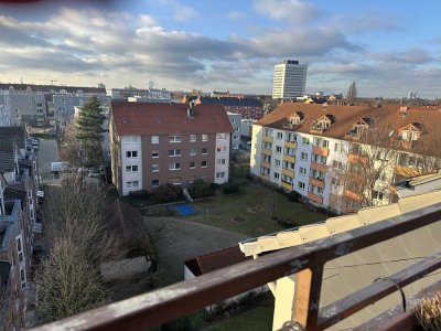 4-Zimmer Maisonette-Wohnung  mit Blick über die Dächer Hannovers bis zum Deister