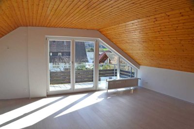 Nette 2-Zi.-Dachgeschoßwohnung in ruhiger Wohnlage von Grunbach