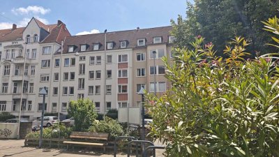Schöne, helle, grüne, ruhige 4-ZKBB Wohnung plus kuschelige Mansarde - Top Lage in der List
