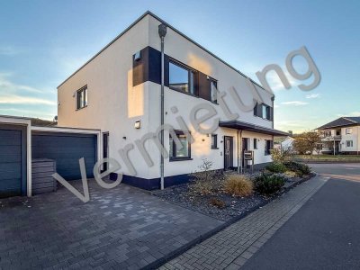 RESERVIERT: Gepflegtes Einfamilienhaus (DHH) in Overath mit 4 Zimmern