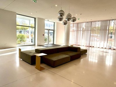 VIENNA TWENTYTWO Living I SAUNA &amp; POOL I Kagran U-Bahn U1 I Hochwertig ausgestattete Traumwohnung mit Loggia I FITNESSRAUM