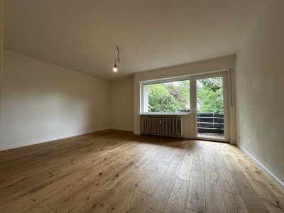 Modernisierte 4-Zimmerwohnung mit Einbauküche und Balkon!