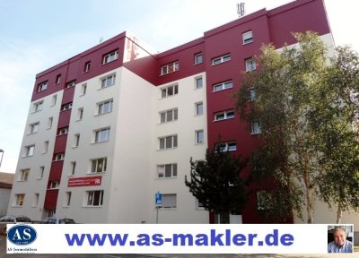 Wohnung mit Balkon und Garage!