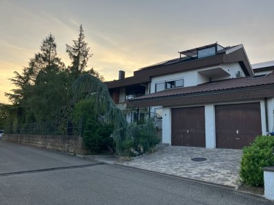 Frisch sanierte Erdgeschosswohnung in ruhiger Lage