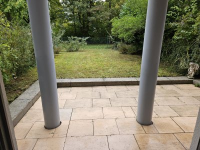 Helles 1- Zimmer- Apartment mit Terrasse und Garten.