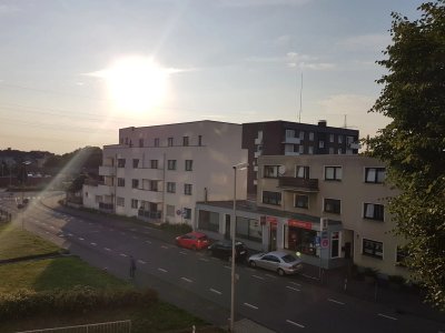 Möbliertes Wohnung am Bahnhof Schlebusch - 15 Minuten nach Köln!