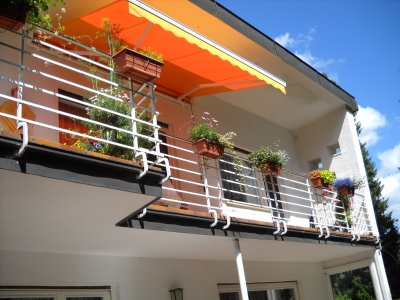 WG Zimmer 20 qm mit Balkon modern