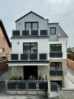 Stilvolle 3-Raum-DG-Wohnung mit gehobener Innenausstattung in Köln Rondorf