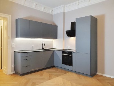 Toplage in Charlottenburg nahe Savignyplatz • Exklusiv saniert mit Hofzugang • 2 Bäder • unbefristet