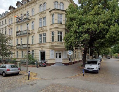 Geschmackvolle Wohnung in ruhiger Wohnlage mit drei Räumen und Einbauküche in Potsdam nähe Sanssouci