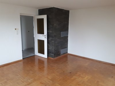 2 Zimmer DG Wohnung Aalen Grauleshof mit Einbauküche