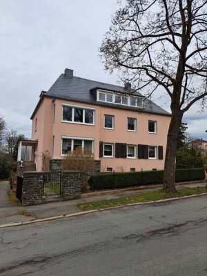 3-Zimmmer Dachgeschoss Wohnung im Süden von Chemnitz  ab 01.06.2023 zu vermieten.