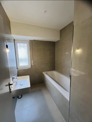 AB SOFORT VERFÜGBAR - Helle 3 Zimmer Wohnung