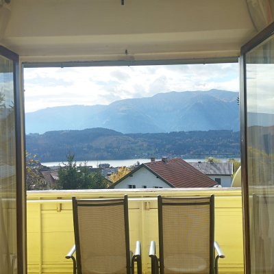 Sonniges Appartment mit Balkon, Seeblick, Golfplatz