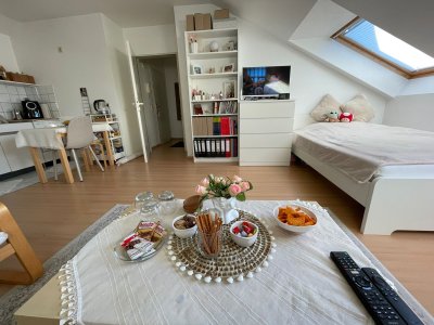 Möbliertes DG-Apartment am Hörder Phönixsee – Ideal für Berufsanfänger und Singles oder Kurzzeit-Mieter