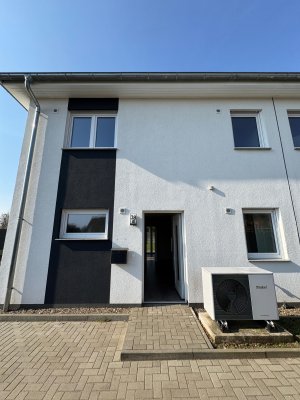 Modernes Doppelhaus in exklusiver Lage – Ihr neues Zuhause oder Investment in Magdeburg Cracau