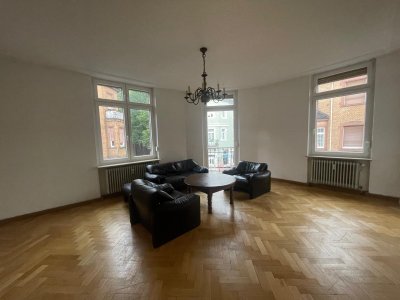 Schöne 2- Zimmerwohnung in zentraler Lage