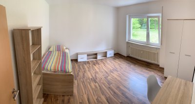 möbliertes WG-Zimmer für Studenten (18–25 Jahre), Konstanz, Uni-Nähe, 3er-WG