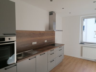 Schöne 3-Zimmer-Wohnung mit Einbauküche (Nähe Uni)